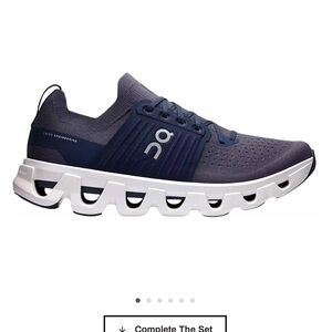 Mens On Cloud navy sneakers size 10